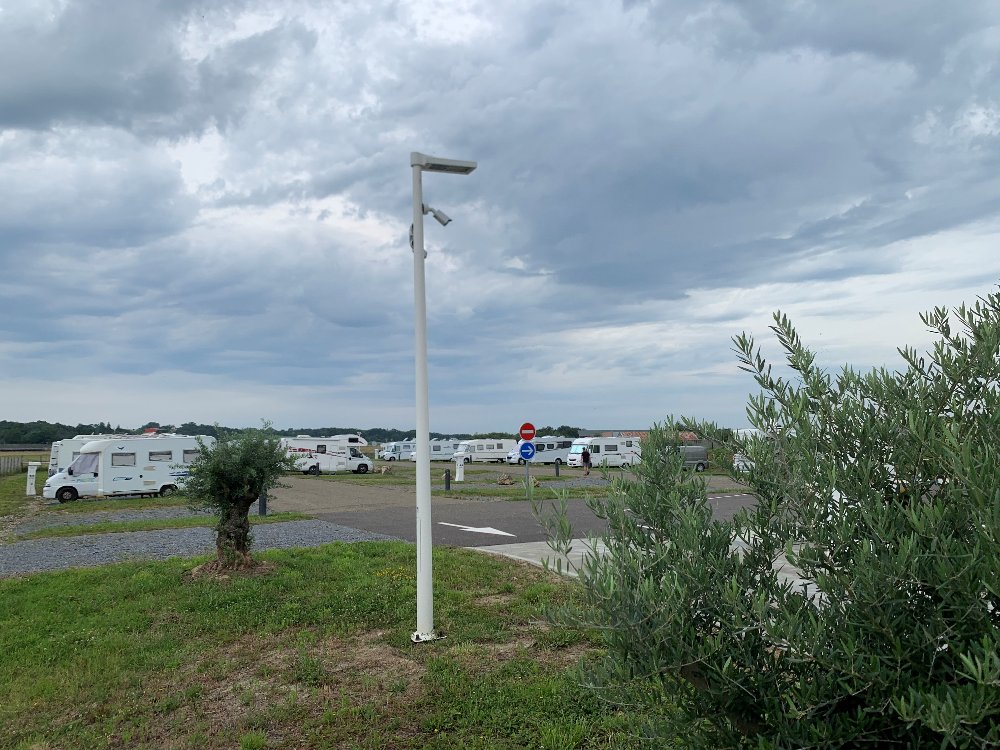 Aire camping-car  Nogaro (32110) - Photo 2